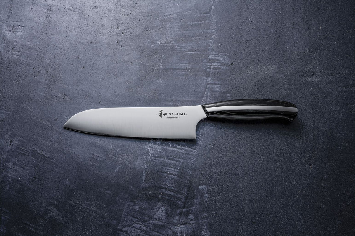 Nagomi Japan PROFESSIONAL Santoku Knife